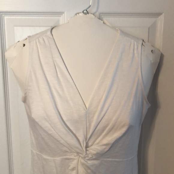 Bundle 3/$10 💛 St. John’s Bay Ladies Tank Top - Picture 2 of 4